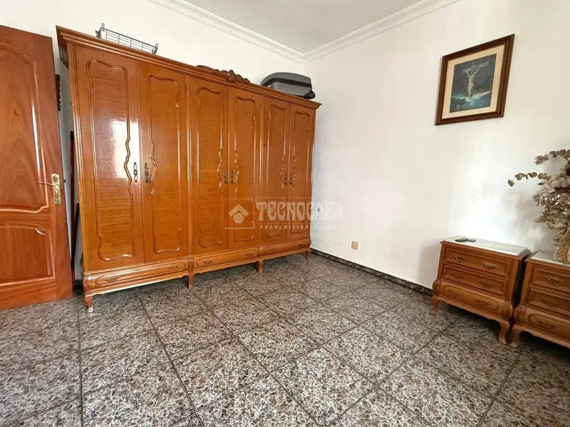Dormitori de Casa adosada en venda en Málaga amb Jardí privat