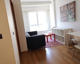 Sala d'estar de Apartament de lloguer en Vigo  amb Calefacció i Traster