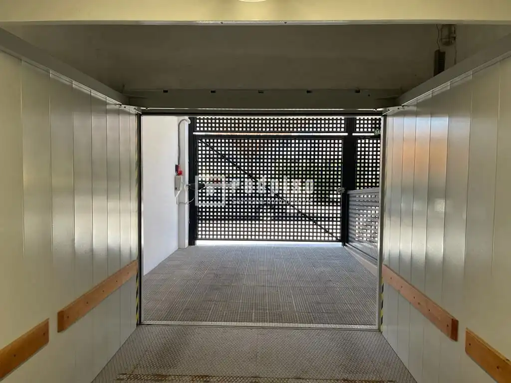 Parking of Garage for rent in Madrid