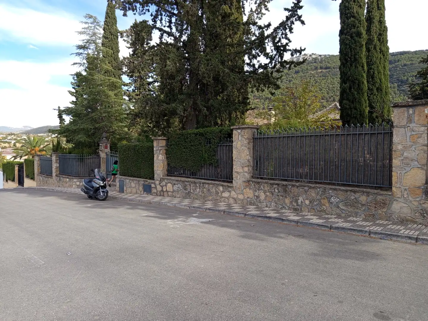 Vista exterior de Casa o xalet en venda en Mancha Real amb Calefacció, Jardí privat i Terrassa