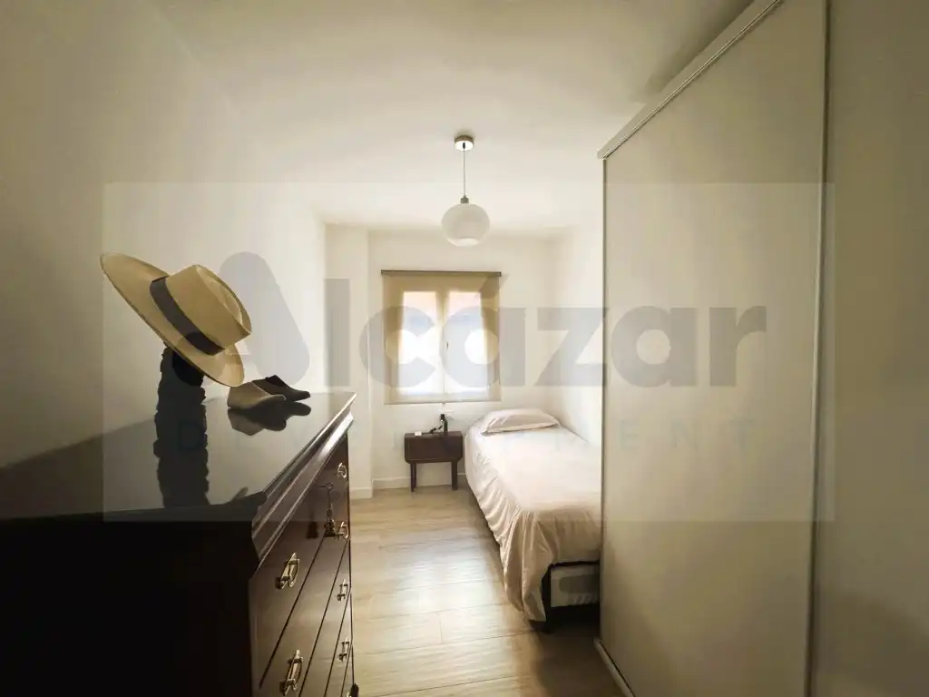 Habitación de Piso en venta en Sevilla con Aire acondicionado, Calefacción y Terraza
