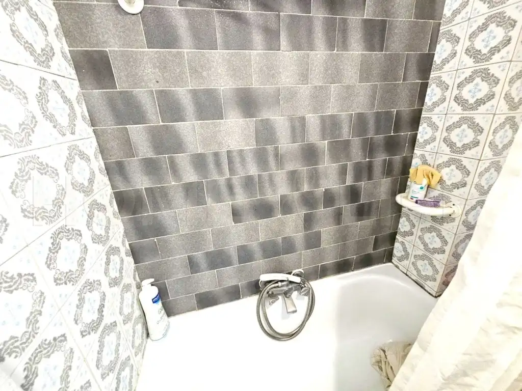 Badezimmer von Wohnung zum Verkauf in Benalmádena mit Schwimmbad und Gemeinschaftspool