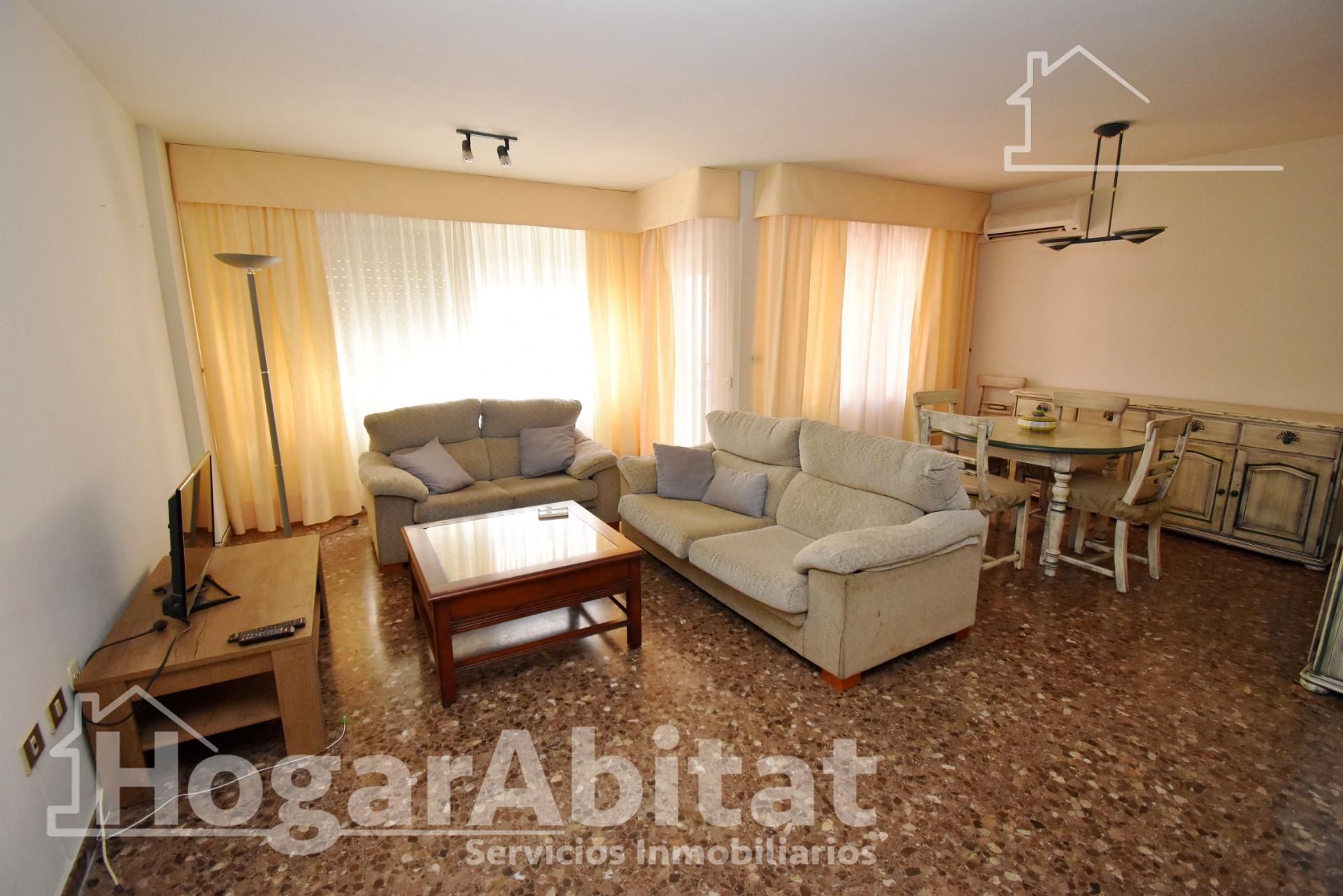 Living room of Flat for sale in Burriana / Borriana  with Storage room, Furnished and Balcony