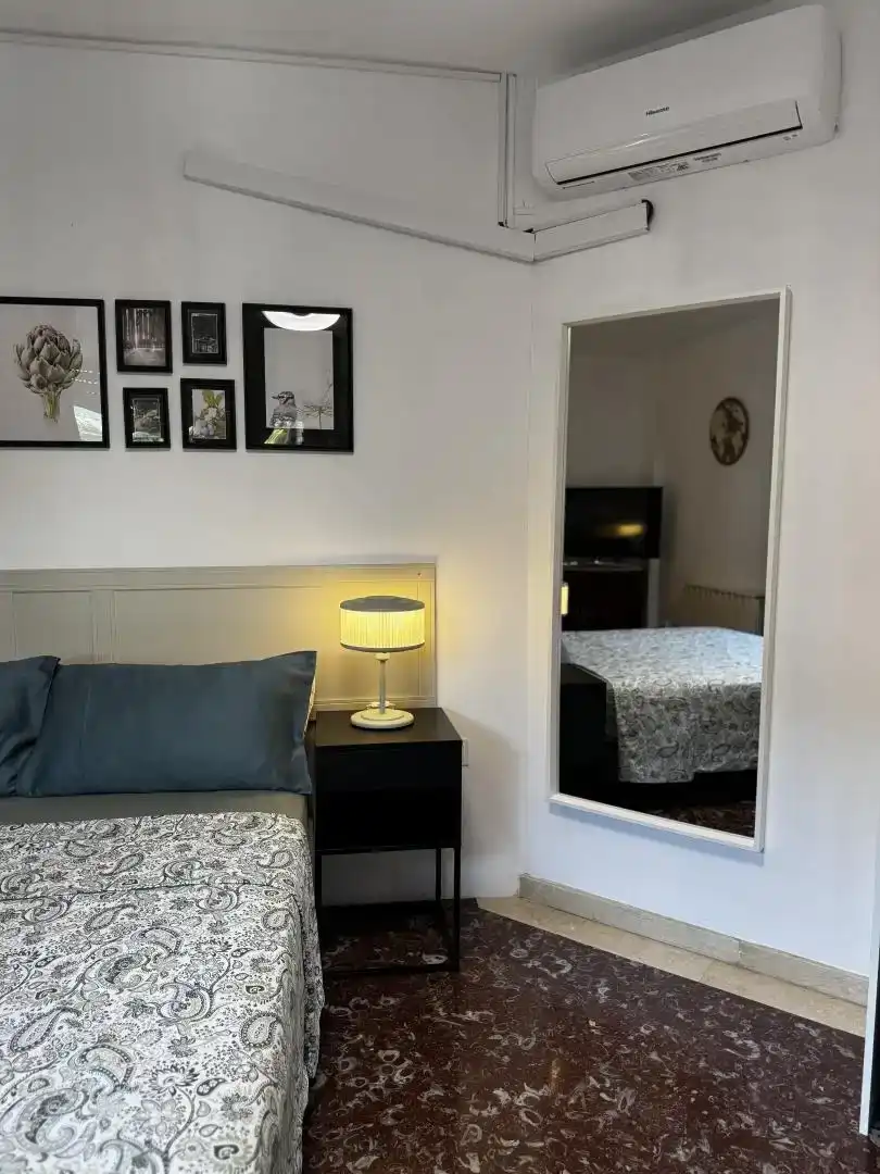 Habitación de Casa o chalet para compartir en Pozuelo de Alarcón con Aire acondicionado, Jardín privado y Amueblado
