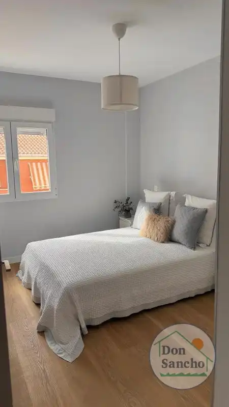 Habitación de Piso en venta en Valladolid con Calefacción