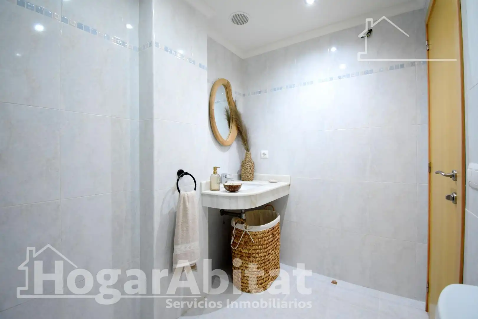 Baño de Piso en venta en Pedreguer con Calefacción, Terraza y Amueblado