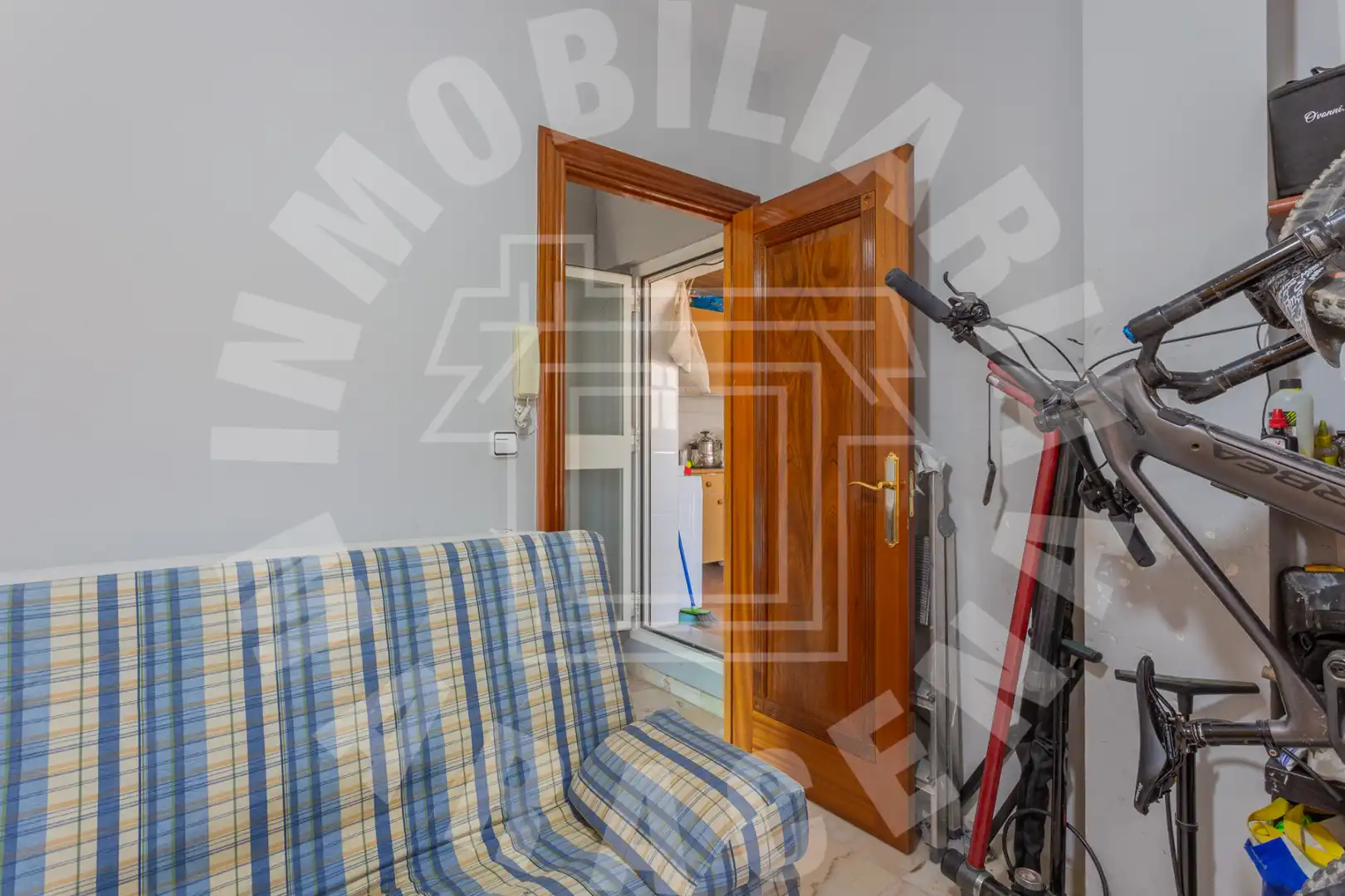 Habitación de Dúplex en venta en Maracena con Aire acondicionado, Terraza y Horno