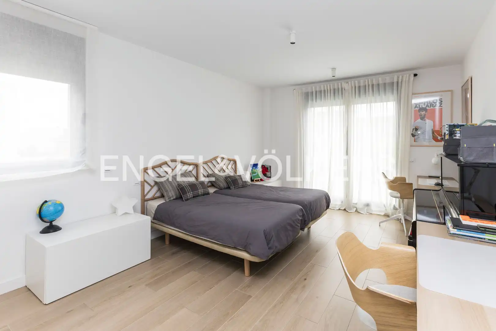 Dormitori de Casa o xalet de lloguer en Madrid amb Aire condicionat, Calefacció i Jardí privat