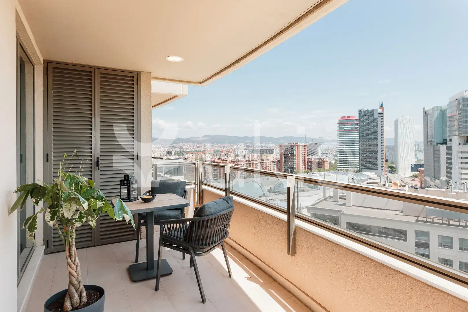 Terrassa de Apartament de lloguer en Barcelona amb Aire condicionat, Calefacció i Terrassa
