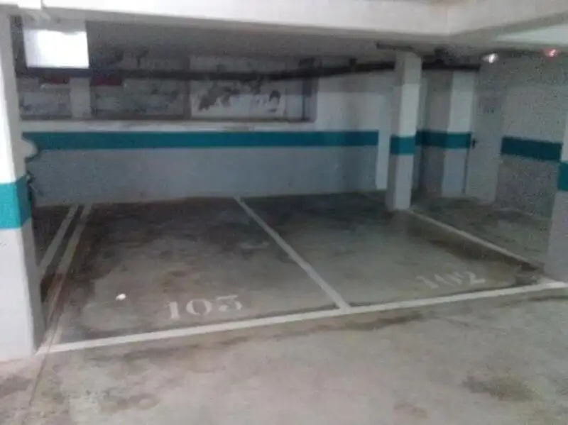 Garaje en venta en Darsena, Roda