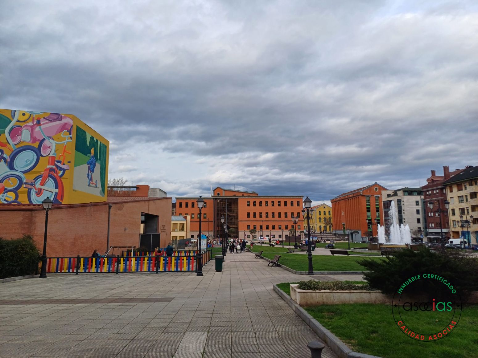 Garage to rent in Oviedo - fernando vela, Milán - Pumarín