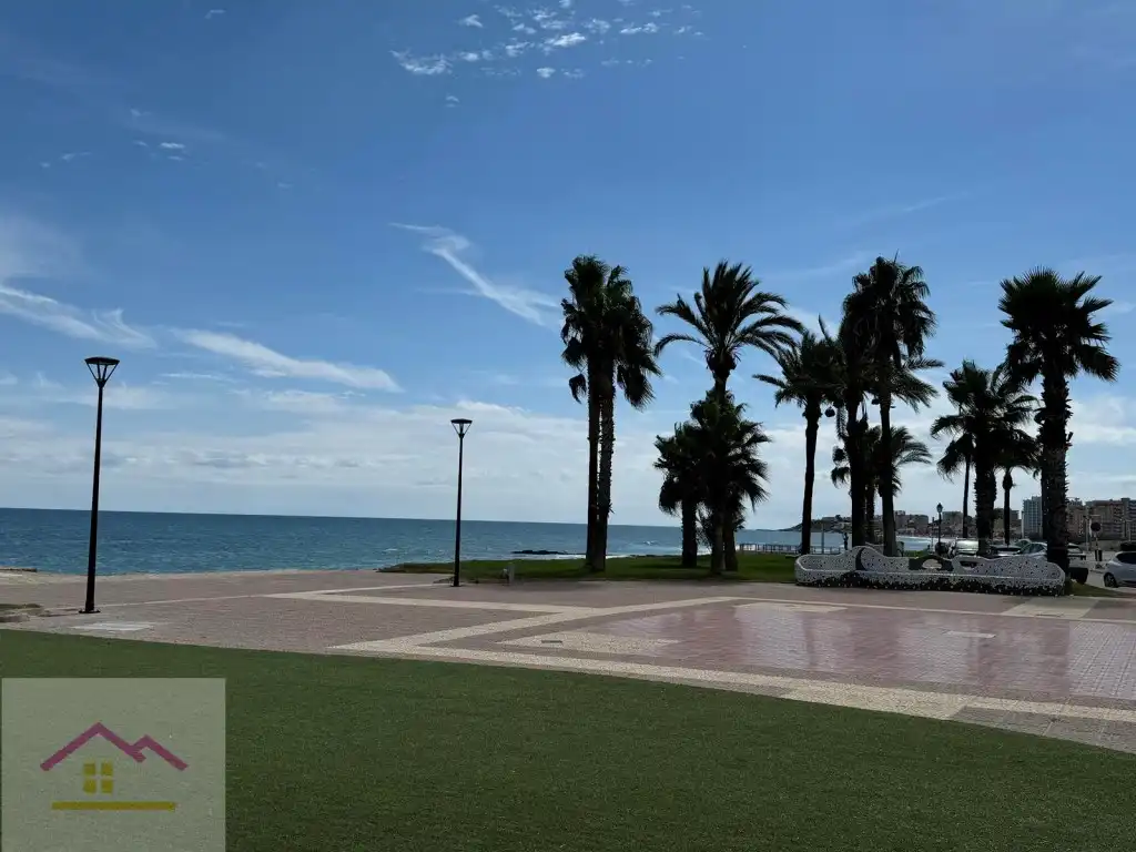Pis en venda a Avenida La Marina, 7, Balneario