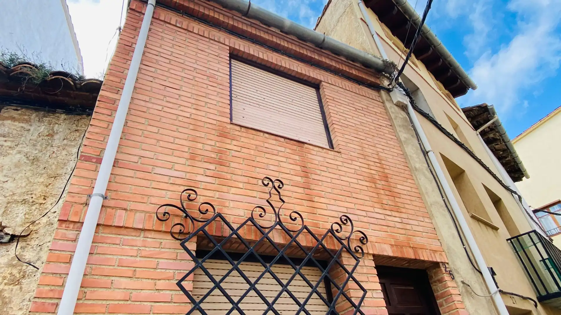 Exterior view of Detached homes for sale in Forcall  with Terrace, Storage room and Furnished