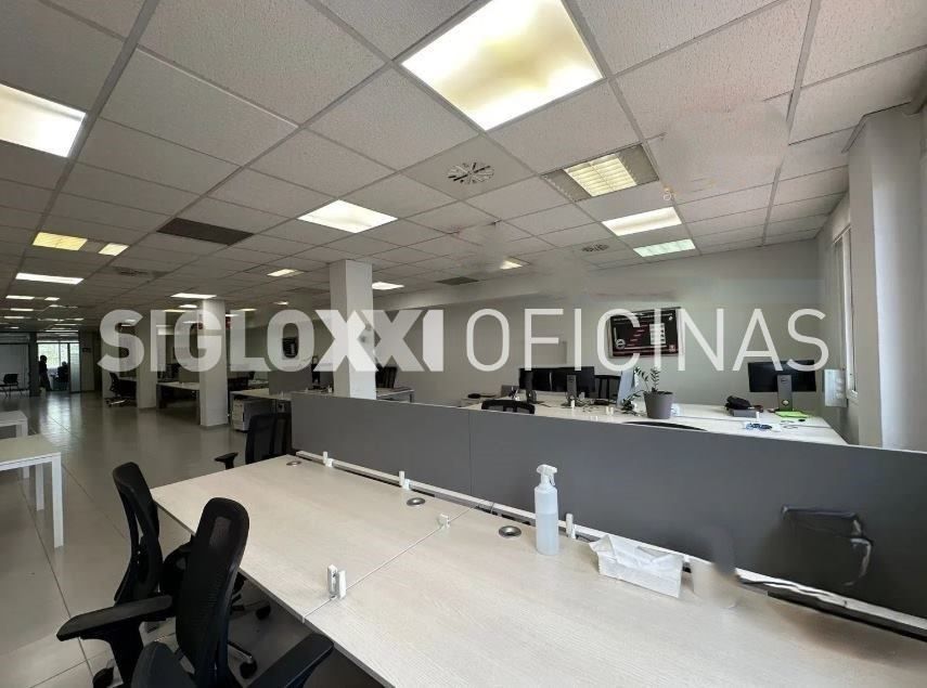Office to rent in  Barcelona Capital  with Air Conditioner, Heating and Terrace