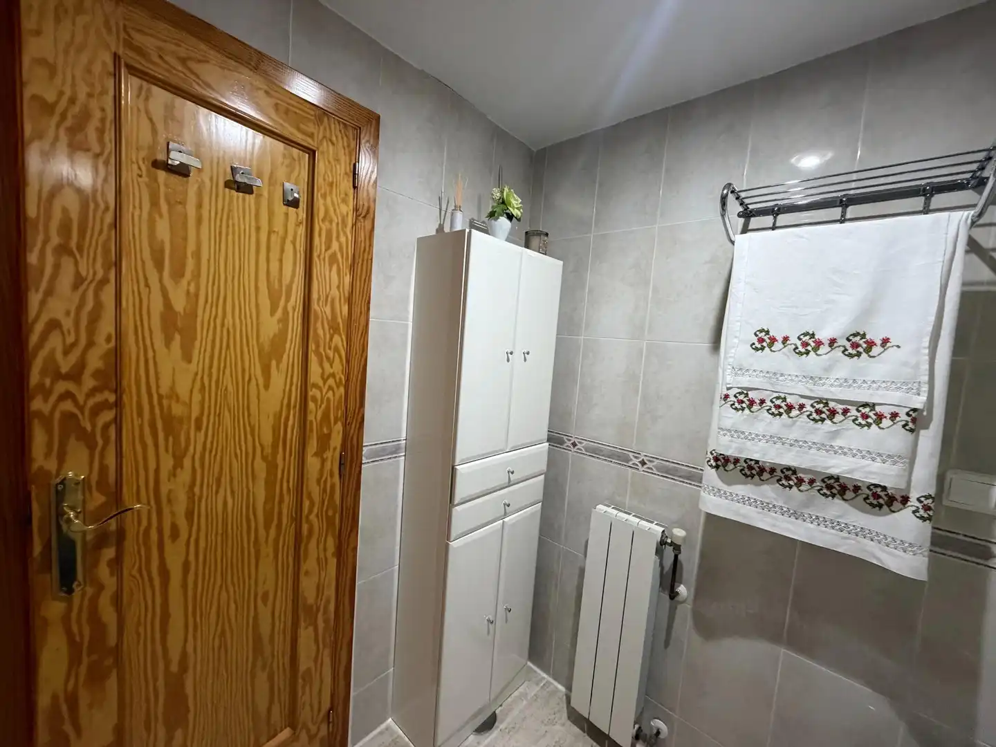 Bathroom of Ground floor for sale in San Vicente del Raspeig / Sant Vicent del Raspeig  with Air Conditioner and Heating