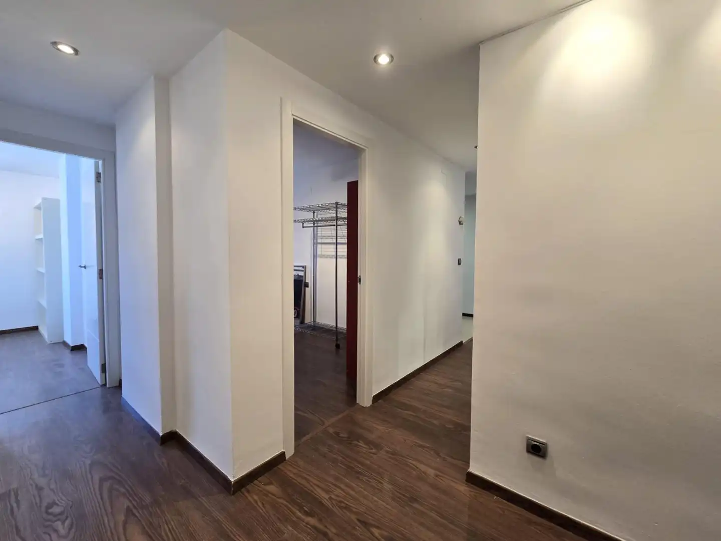 Flat for sale in Valencia  with Air Conditioner, Heating and Parquet flooring