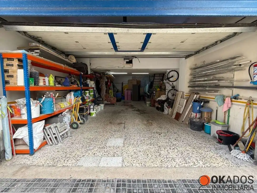 Local comercial en venda a Avenida de Ulia 20