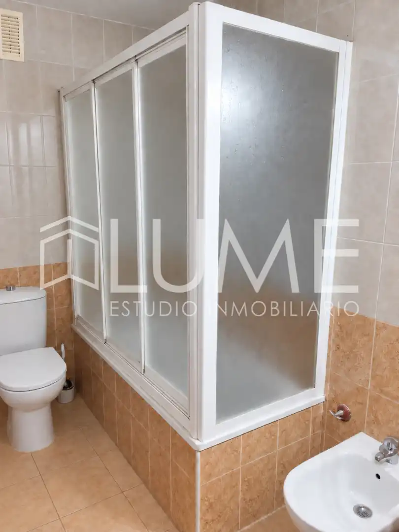 Flat with terrace to rent in Cerro - Amate, imagen 7