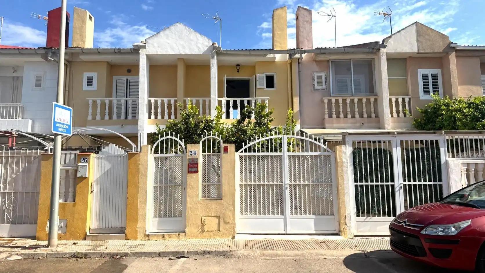 Adossat amb terrassa en venda a Calle Teruel, imagen 32
