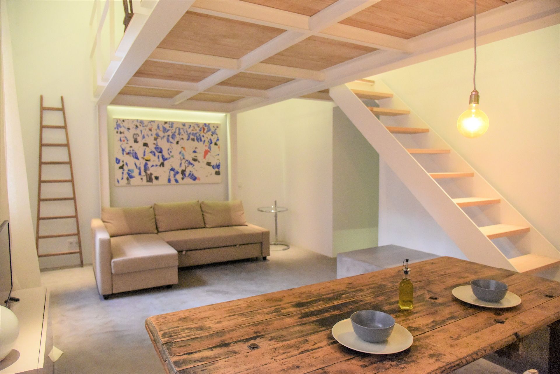 Living room of Duplex to rent in  Madrid Capital  with Air Conditioner, Heating and Parquet flooring