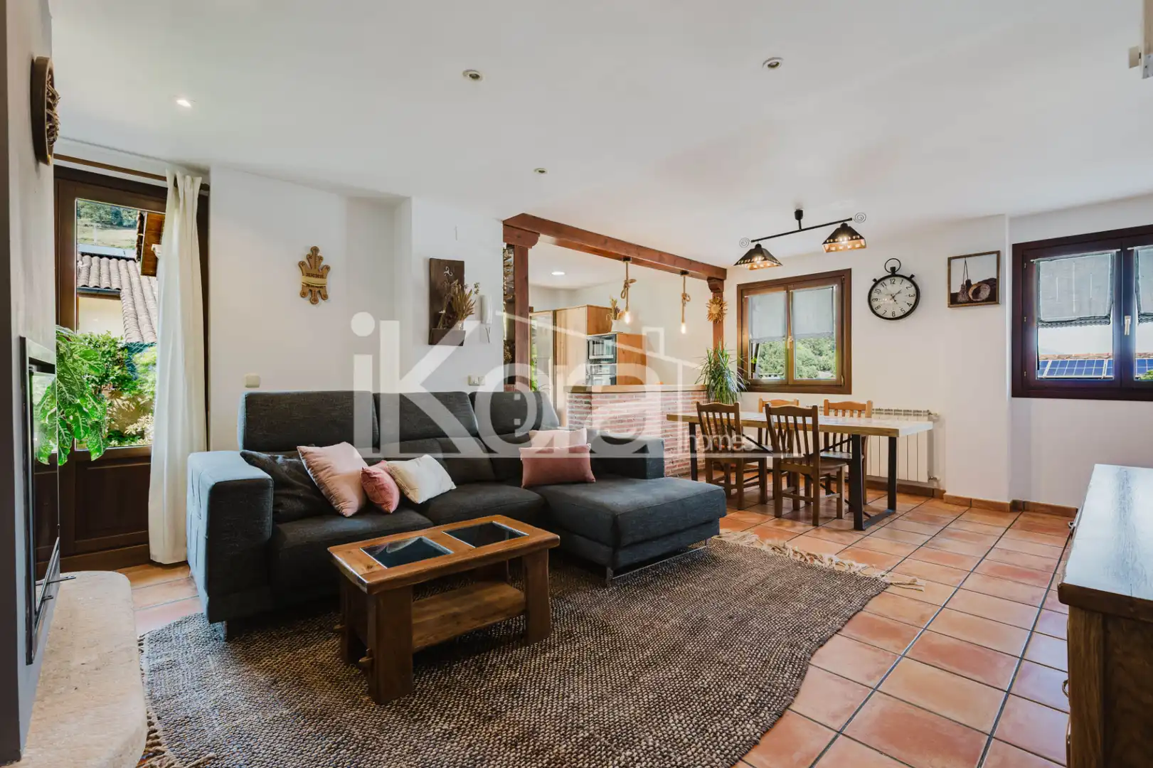 Sala de estar de Casa adosada en venta en Bergara con Calefacción, Jardín privado y Parquet