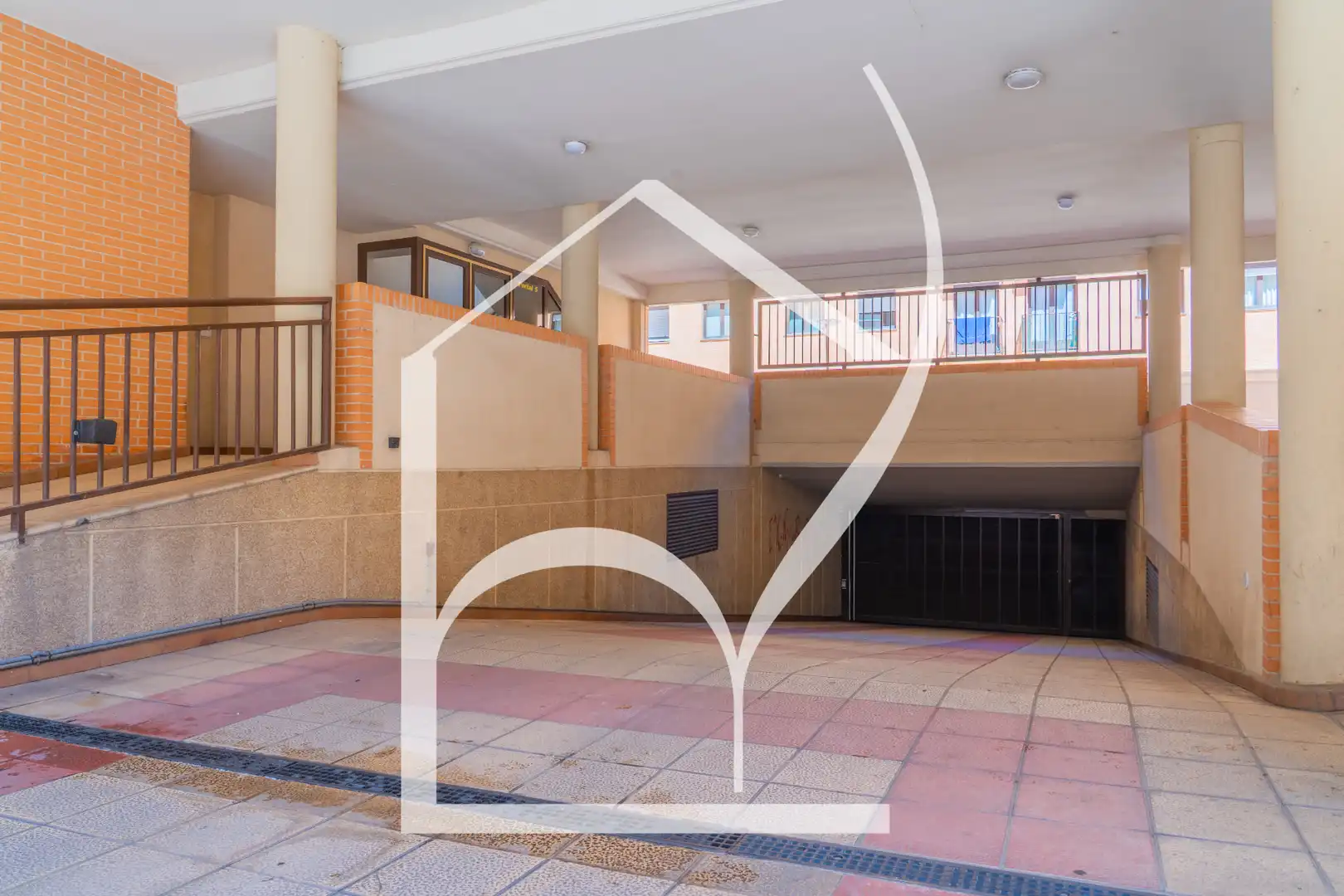 Wohnung zum Verkauf in Salamanca mit Klimaanlage, Heizung und Möbliert