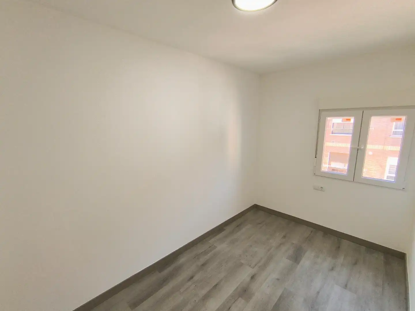 Bedroom of Flat for sale in Palencia  with Air Conditioner, Heating and Parquet flooring