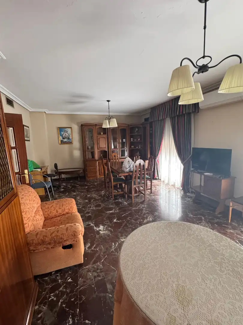 Sala d'estar de Casa o xalet per a compartir en Jaén amb Aire condicionat i Moblat