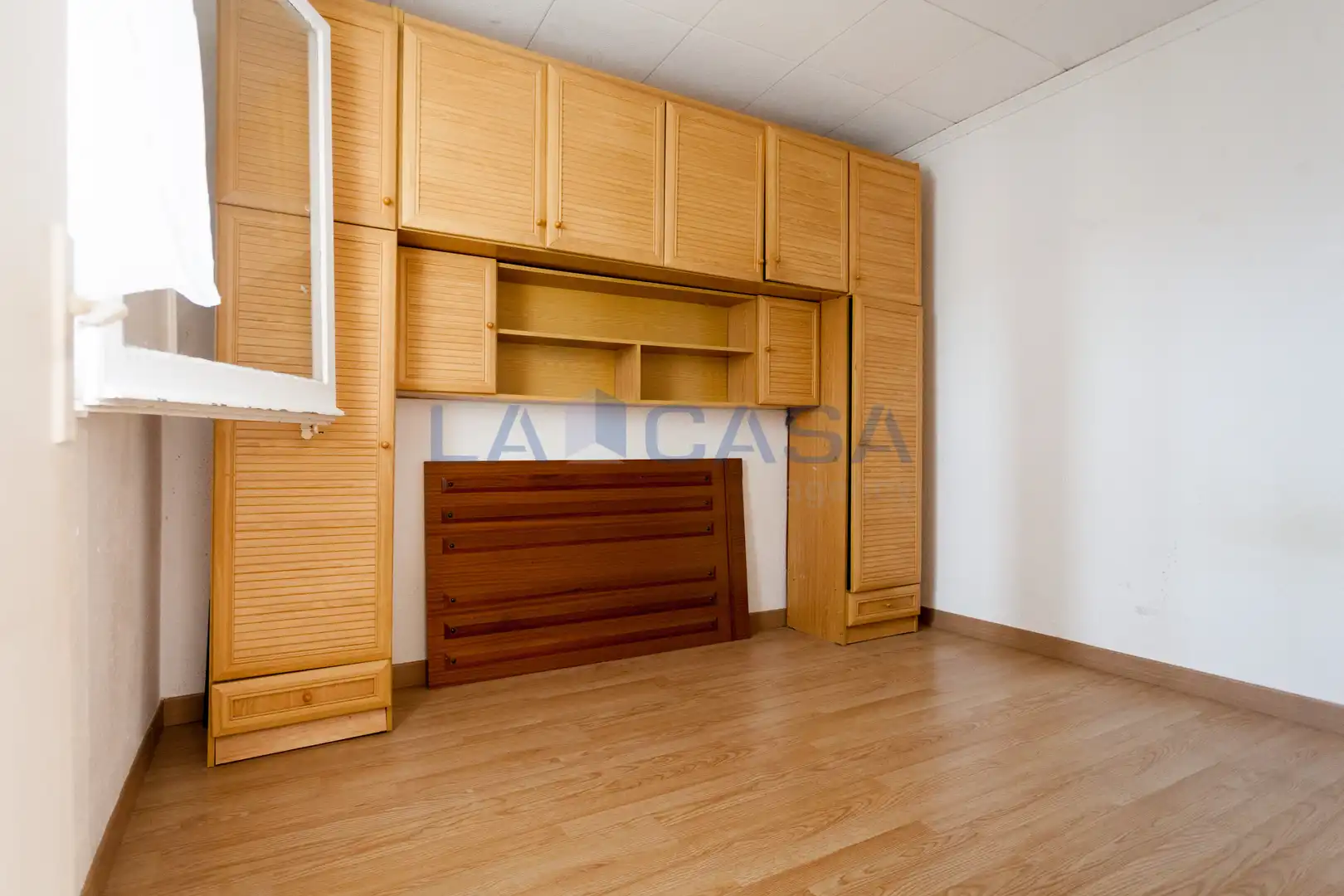 Bedroom of Attic for sale in L'Hospitalet de Llobregat  with Balcony