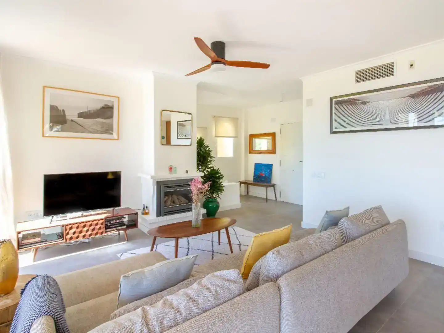 Wohnzimmer von Wohnung zur Miete in Altea mit Klimaanlage, Schwimmbad und Balkon