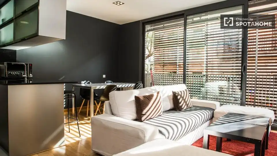 Piso con terraza en alquiler en Gràcia, imagen 7