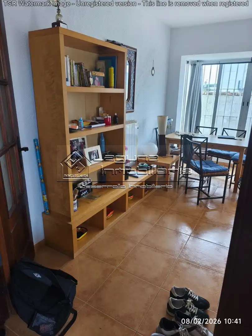Sala d'estar de Casa o xalet en venda en Chiclana de la Frontera amb Jardí privat, Piscina i Moblat