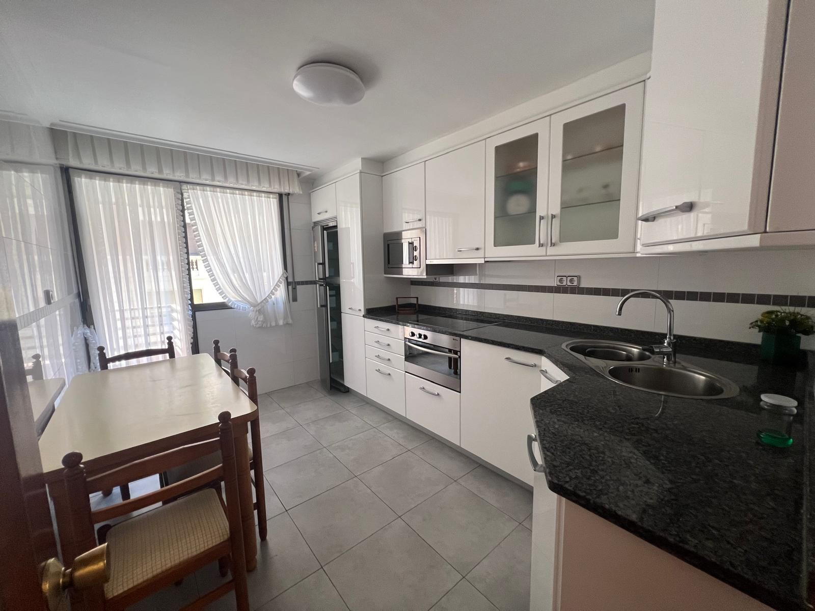 Kitchen of Apartment for sale in  Logroño  with Heating, Parquet flooring and Terrace