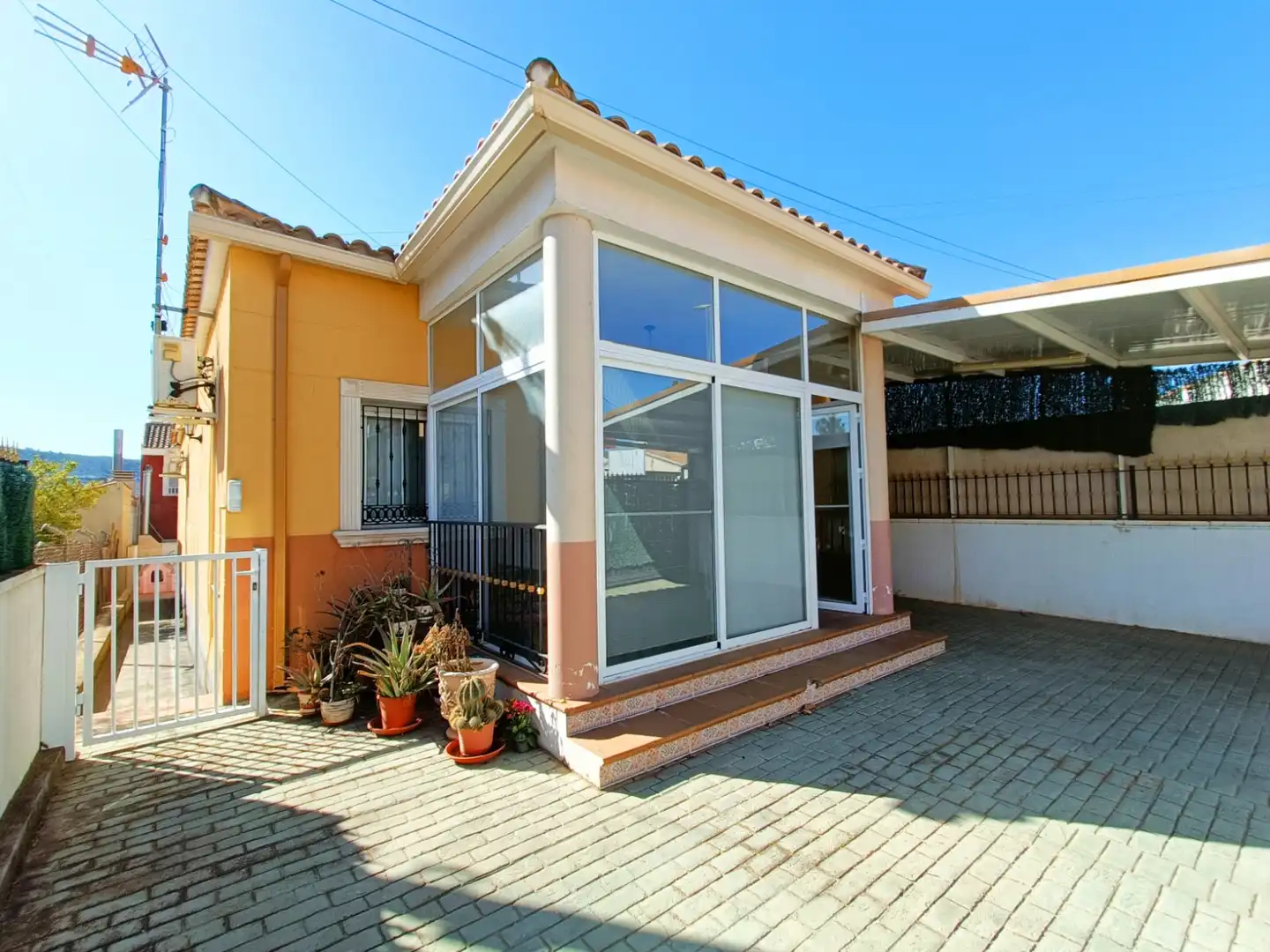 Villa zum Verkauf in Hondón de los Frailes