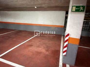Einzelparkplatz zur Miete in de Pablo Iglesias