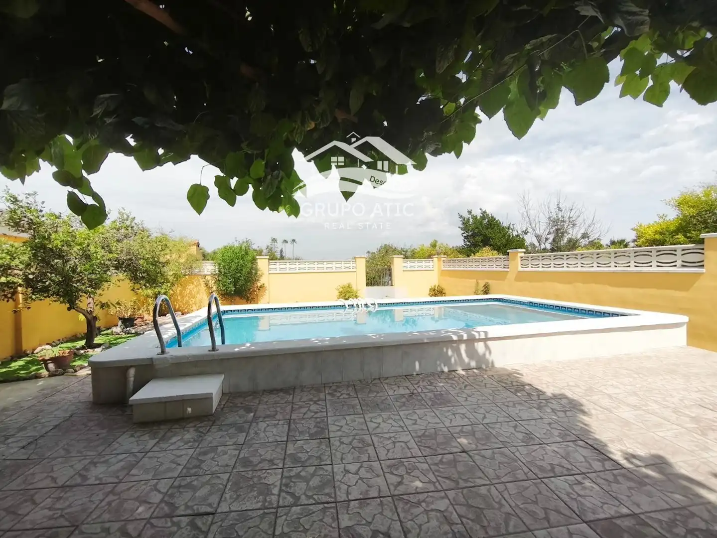 Piscina de Casa o chalet en venta en Burriana / Borriana con Aire acondicionado, Calefacción y Jardín privado