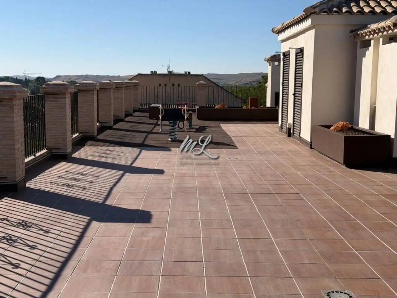 Terrassa de Dúplex en venda en Toledo amb Calefacció, Traster i Piscina comunitària