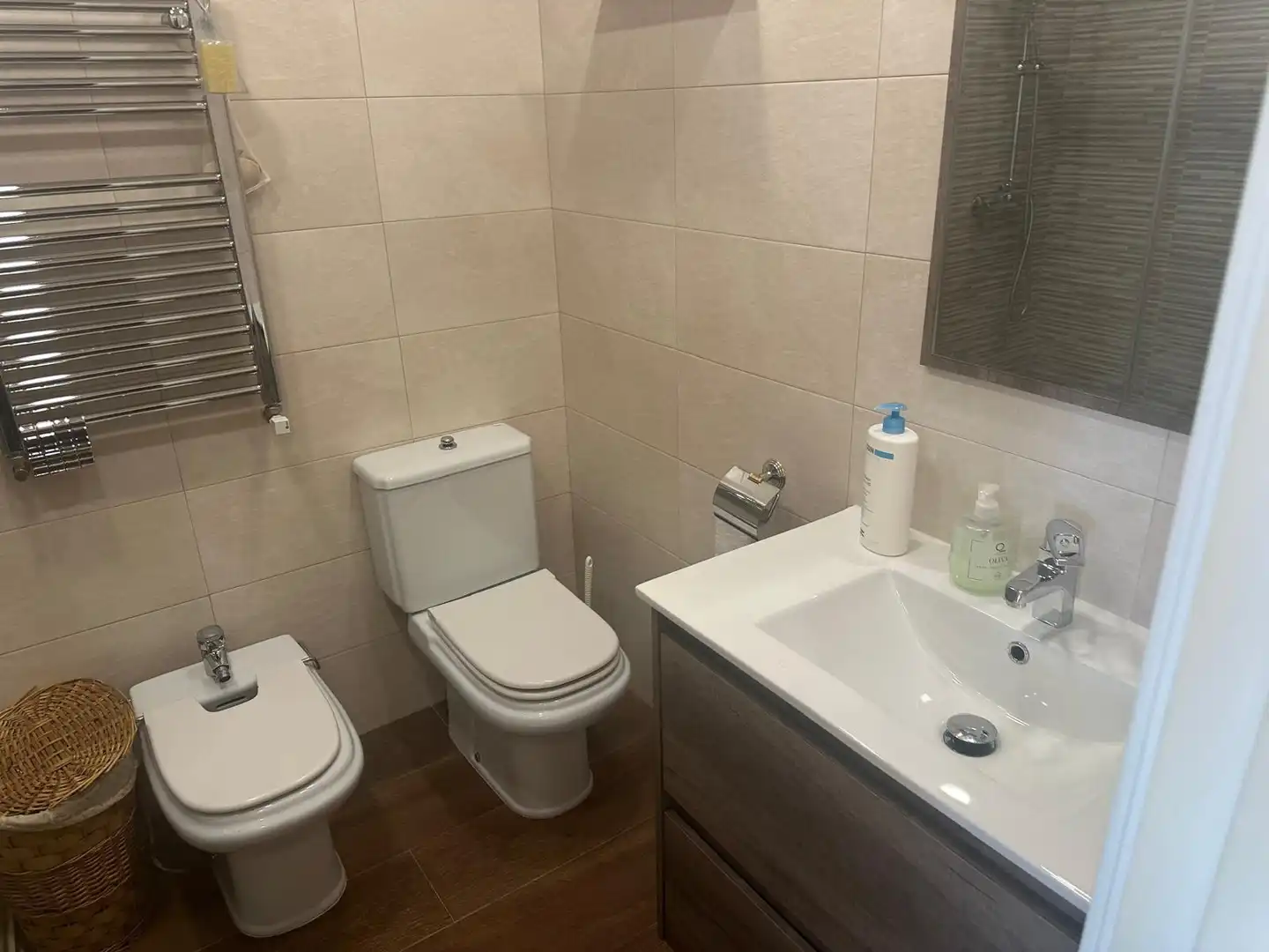 Bany de Apartament de lloguer en Palencia amb Parquet
