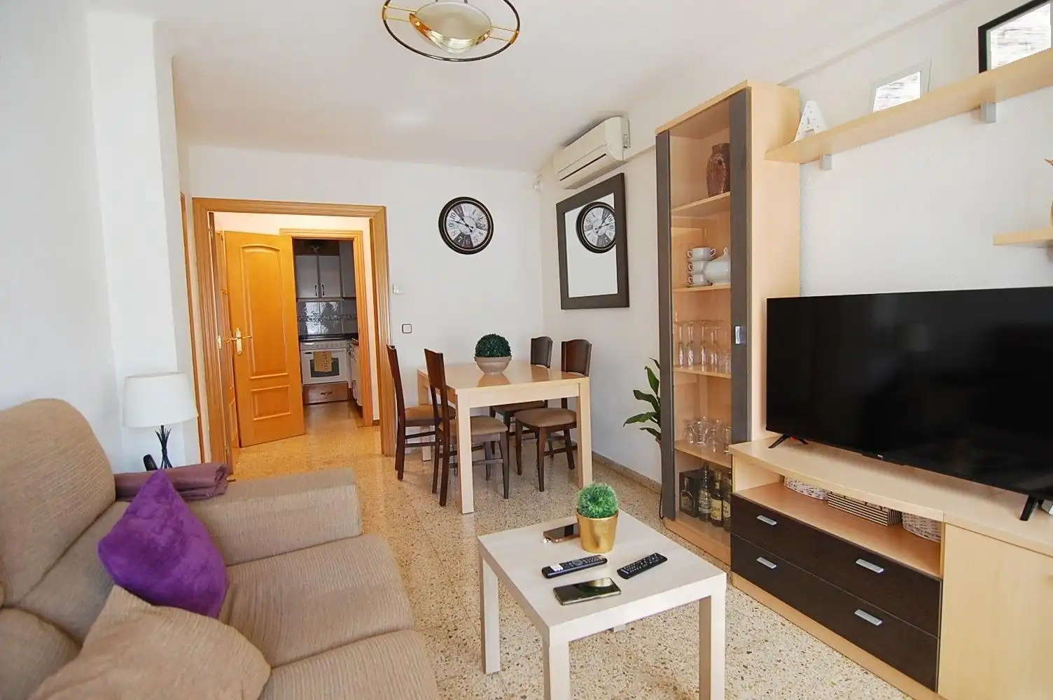 Sala d'estar de Pis en venda en Badalona amb Aire condicionat i Calefacció