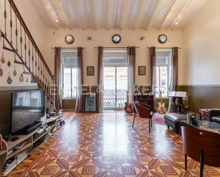 Sala d'estar de Dúplex en venda en  Valencia Capital amb Aire condicionat, Calefacció i Parquet