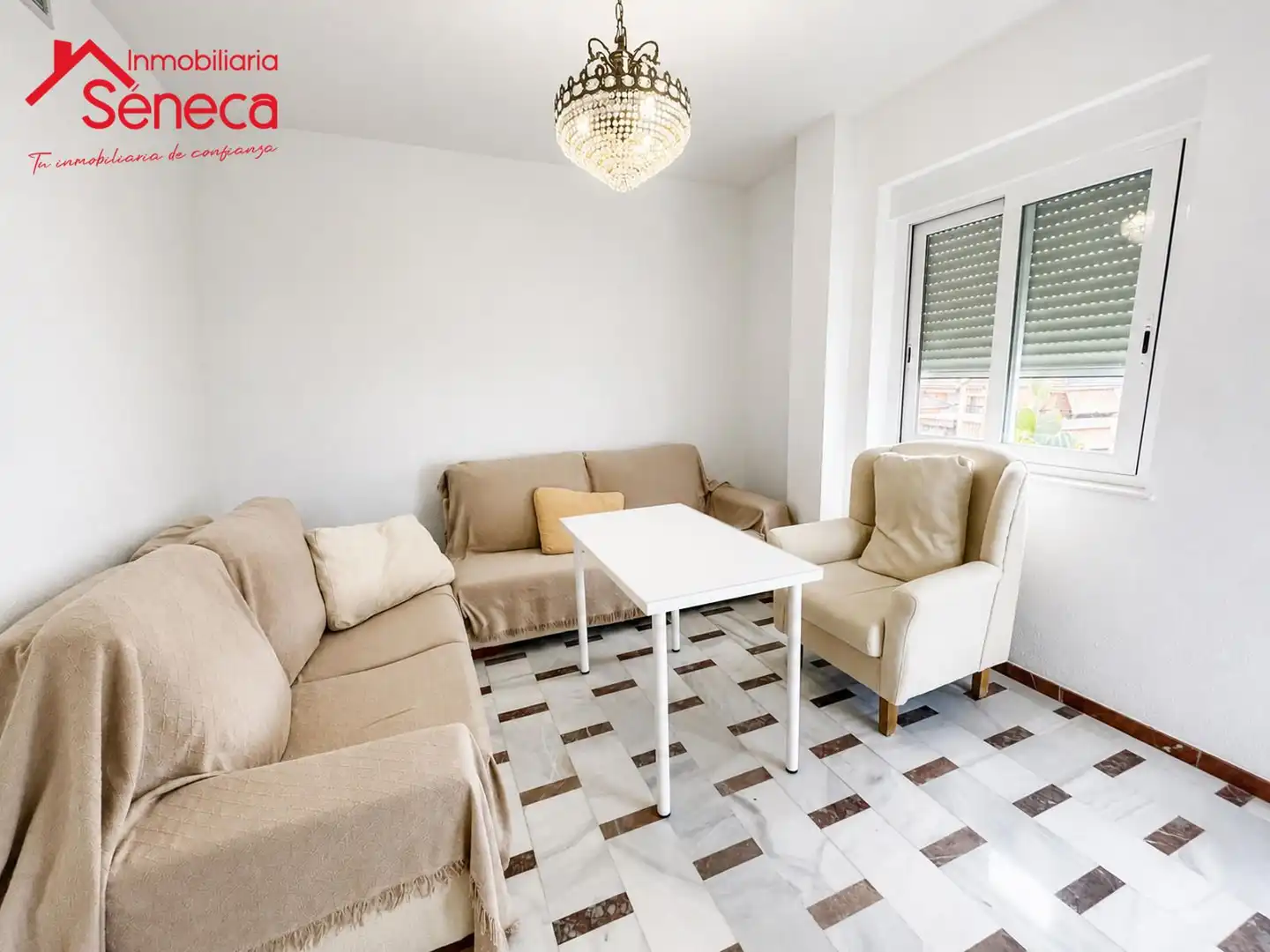 Sala de estar de Piso de alquiler en Córdoba con Aire acondicionado, Terraza y Amueblado
