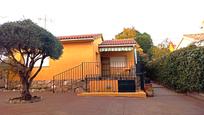 Exterior view of House or chalet for sale in Navalagamella  with Heating, Private garden and Terrace