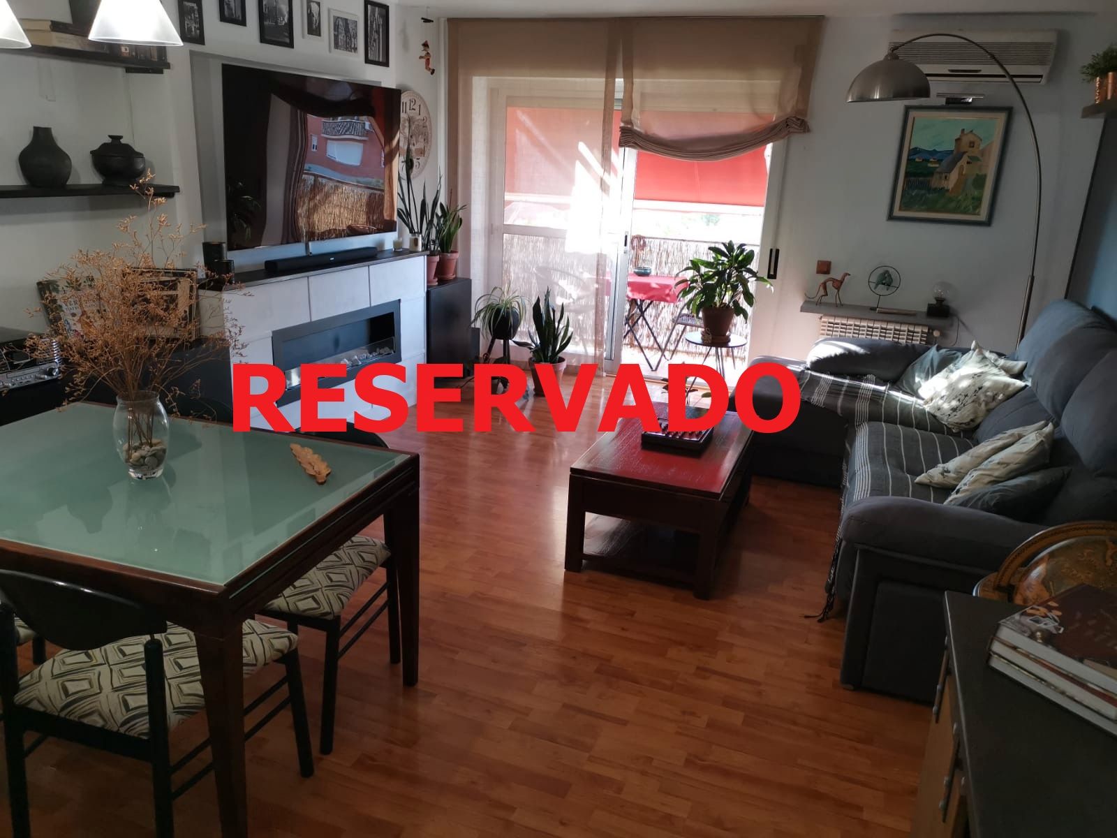 Sala d'estar de Pis en venda en Vilanova i la Geltrú amb Aire condicionat, Calefacció i Parquet