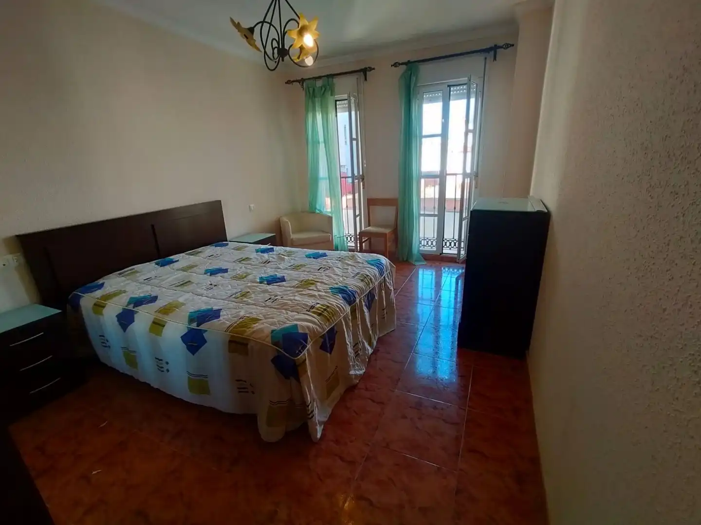 Habitación de Piso en venta en La Línea de la Concepción
