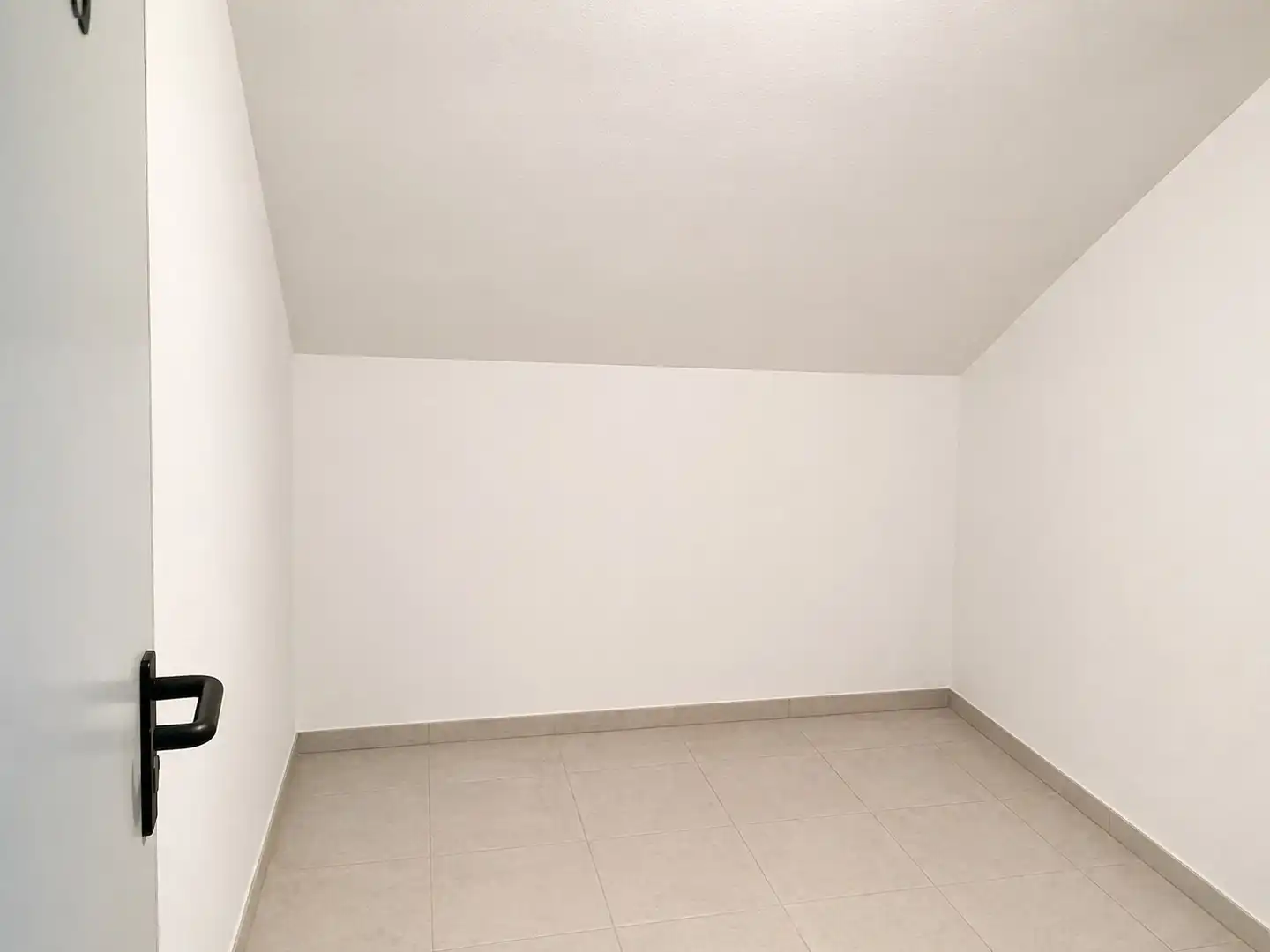 Piso en venta en Torrelavega  con Parquet, Trastero y Amueblado