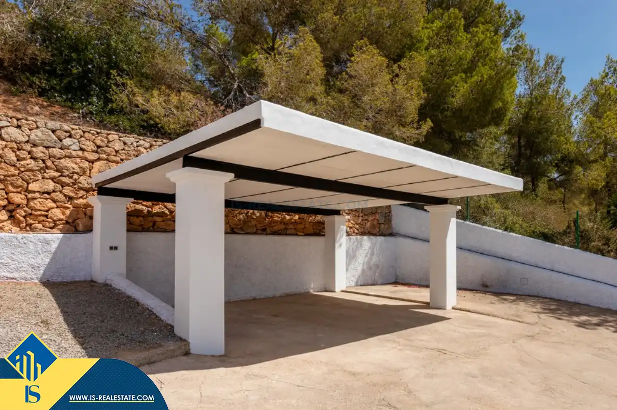 Vista exterior de Casa o xalet en venda en Santa Eulària des Riu amb Aire condicionat, Calefacció i Jardí privat