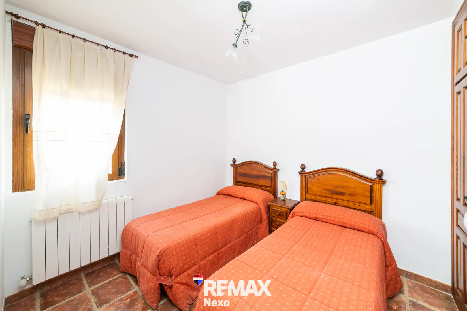 Bedroom of Buildings for sale in San Llorente