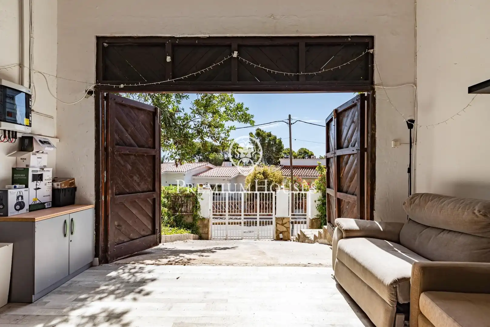 Exterior view of Houses for sale in Castelldefels  with Heating, Private garden and Terrace