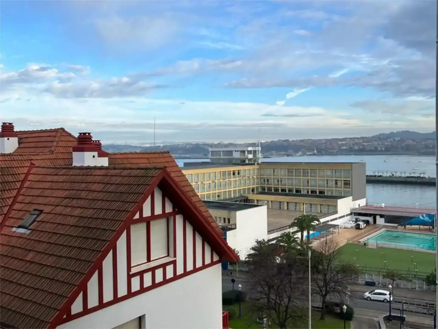 Vista exterior de Pis en venda en Portugalete amb Jardí privat, Parquet i Traster