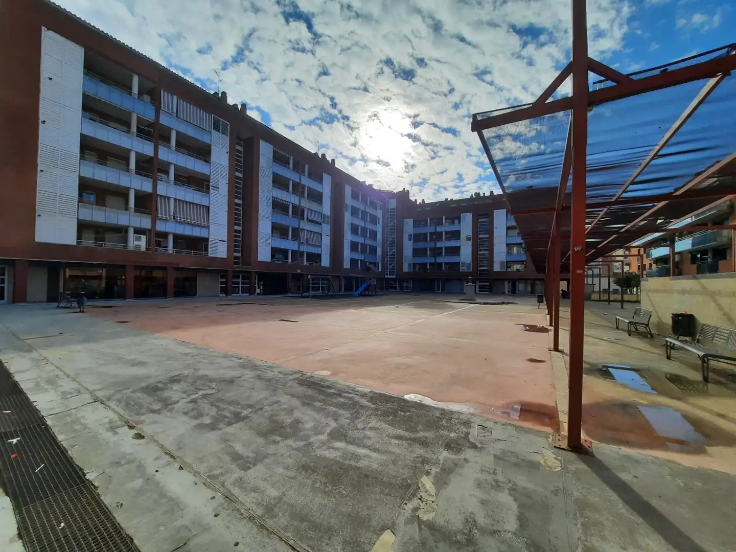 Vista exterior de Local en venta en Amposta con Aire acondicionado